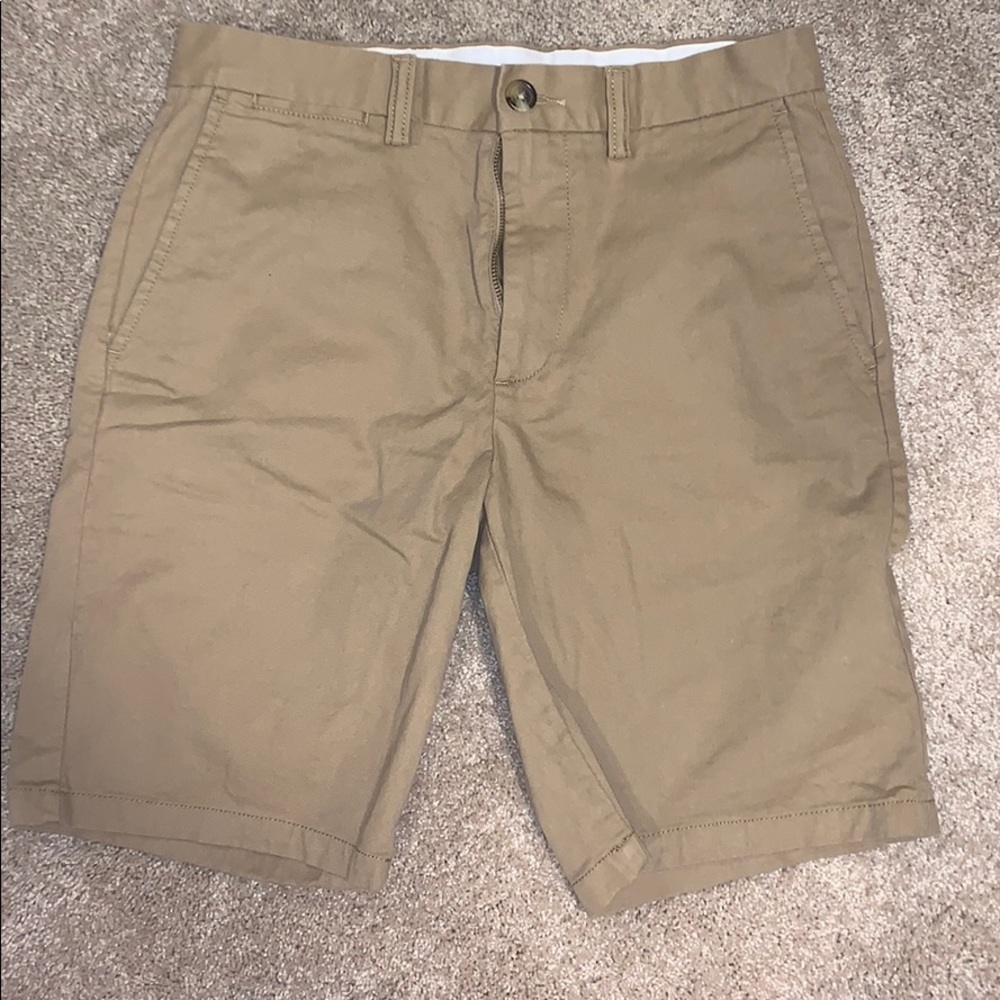 Old navy tan shorts